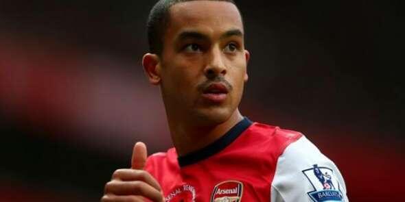 Walcott Lima Tahun Lagi di Arsenal