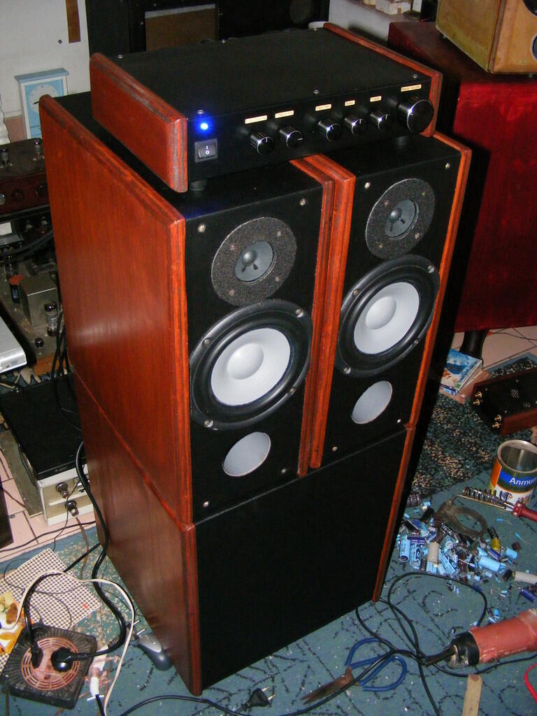 Jual: Sound System 2.1 merk Aurel Bryan, untuk Komputer dan Home Audio