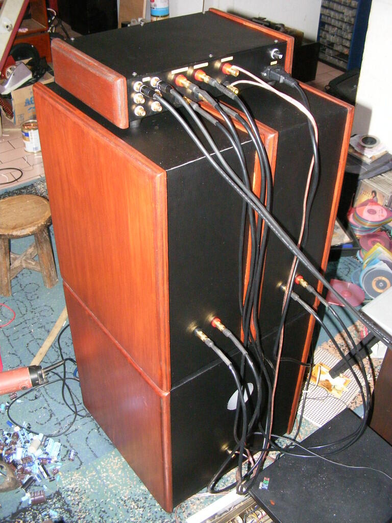 Jual: Sound System 2.1 merk Aurel Bryan, untuk Komputer dan Home Audio