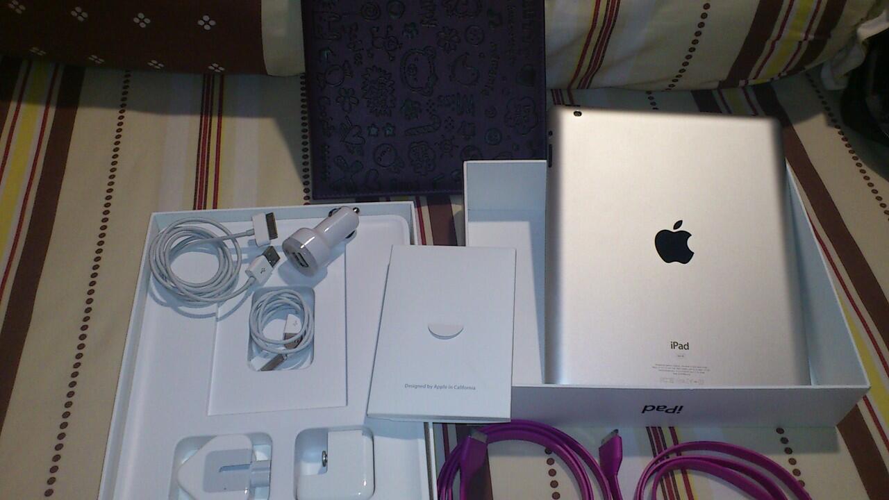Ipad 3 Wifi 32 GB second with Accessories