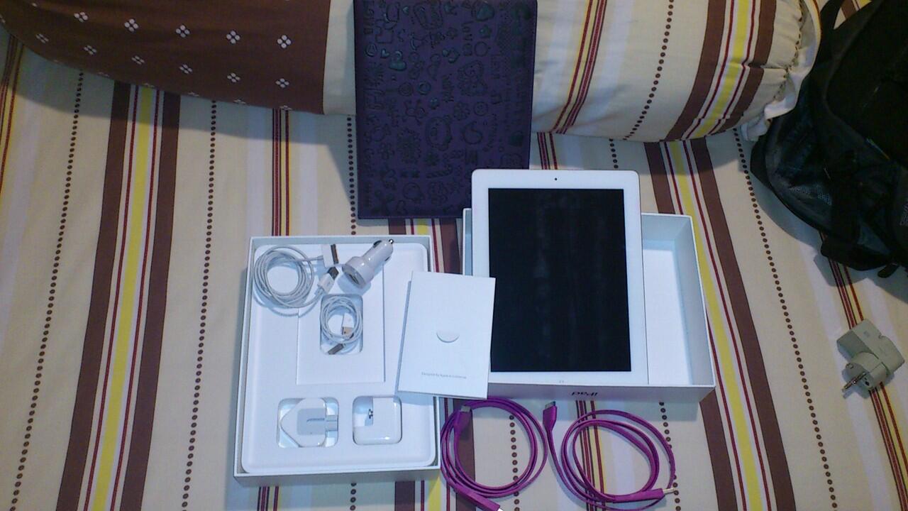 Ipad 3 Wifi 32 GB second with Accessories