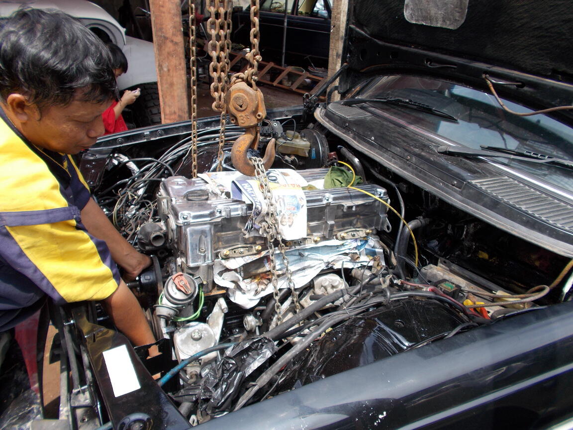 BENGKEL MERCY KLASIK JL JOGLO RAYA JAKBAR