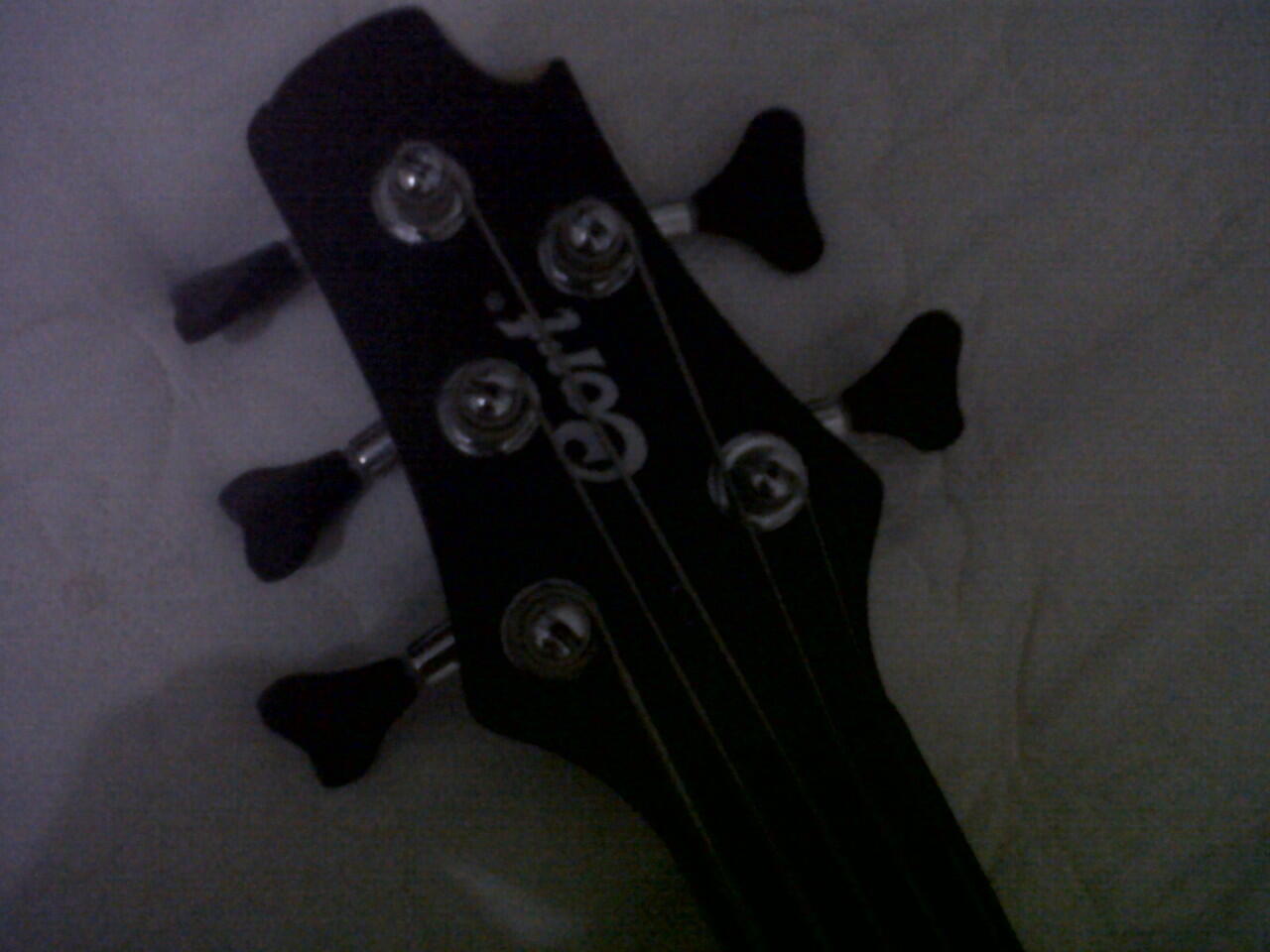 Jual Bass Cort Dlx v 5 Strings