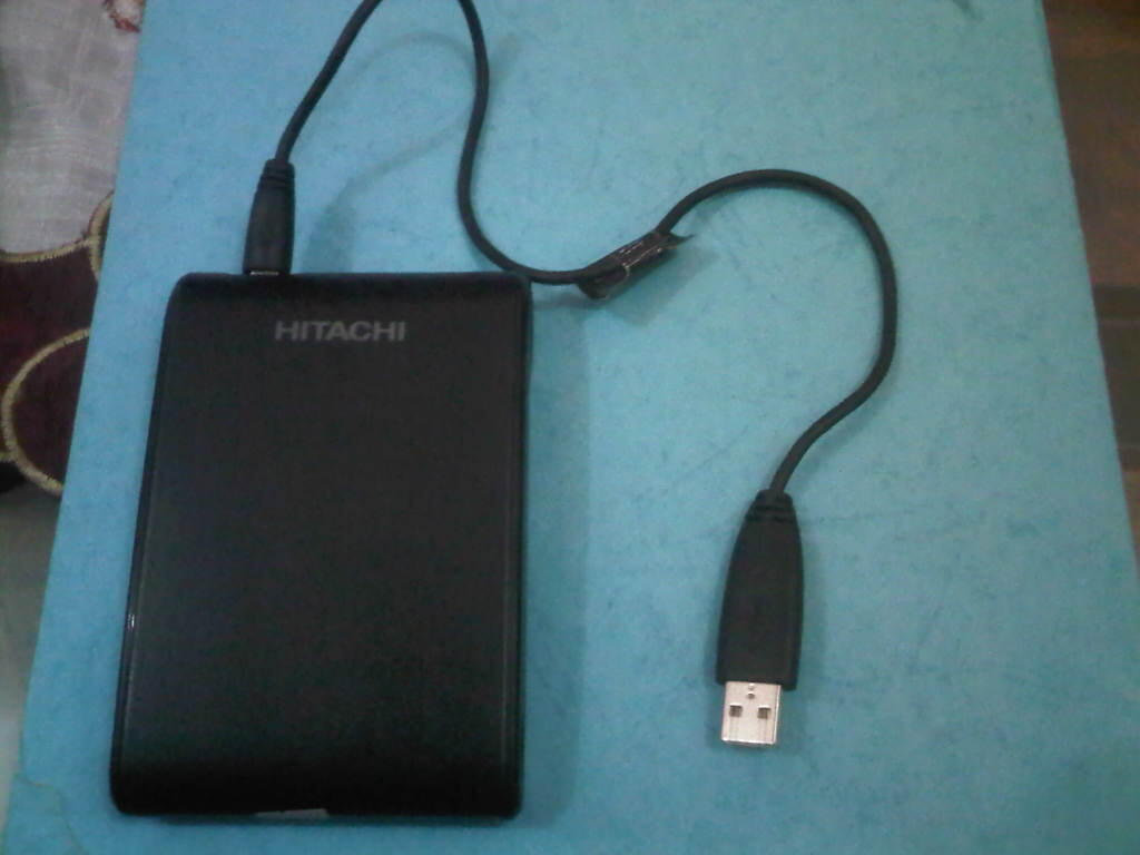 Hard Disk EXTERNAL 500GB / HDD External Hitachi 500GB Cepat Dapat Murah Aja