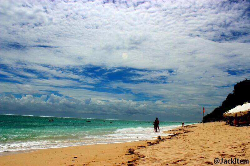 Eksotisme Pantai Pandawa - Bali