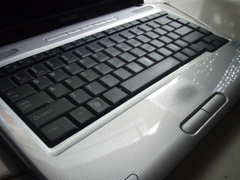 Terjual Toshiba L510 Dual-Core T4400 HDD 320GB Hrg dibawah 