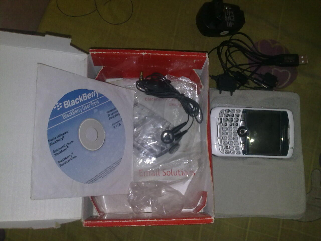 Blackberry Curve 8320 Box (Jogja)