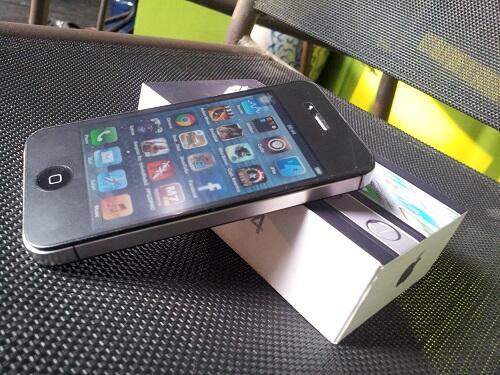 iPhone 4 CDMA 32GB Black Verizone - Lengkap - Mulus - Murah - Siapa Cepat