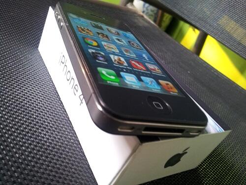 iPhone 4 CDMA 32GB Black Verizone - Lengkap - Mulus - Murah - Siapa Cepat