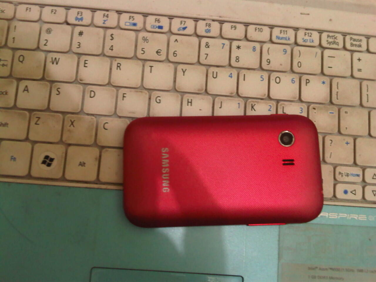 samsung galaxy y pink mulusssss banget, ex cewek