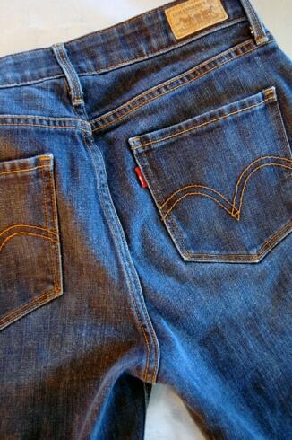Yuk Manfaatkan Celana Jeans Yang Tidak Terpakai