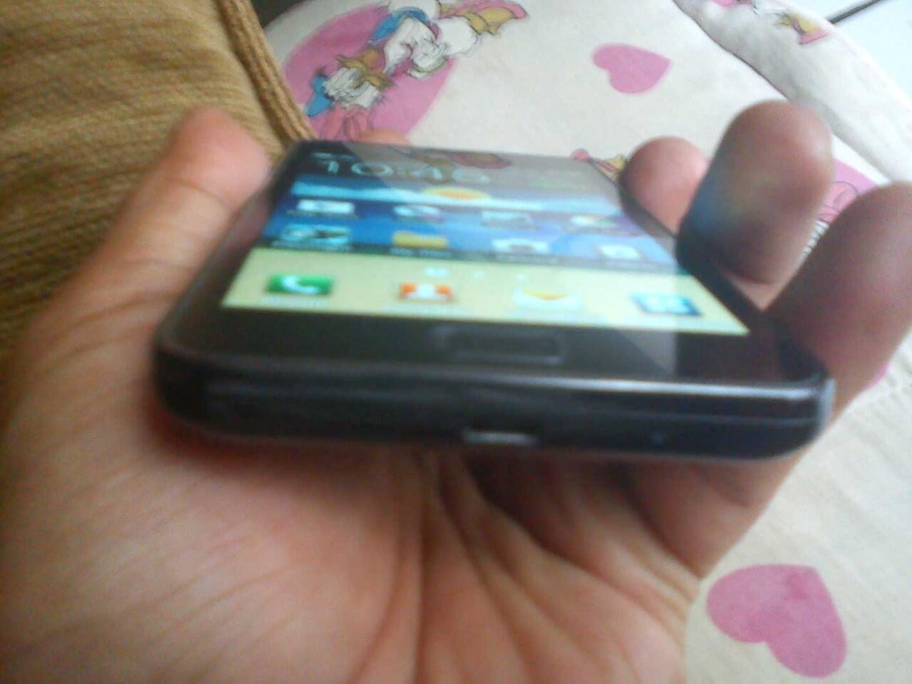 SAMSUNG GALAXY SII aka. GT-I9100 MULUS MASIH GARANSI