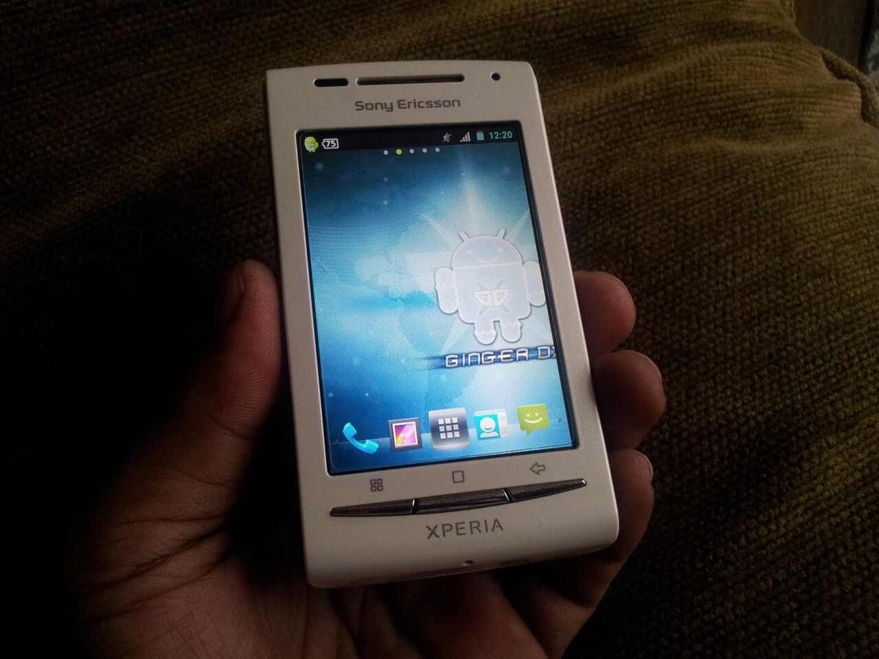 SONY ERICCSON XPERIA X8 WHITE MULUS KOMPLIT