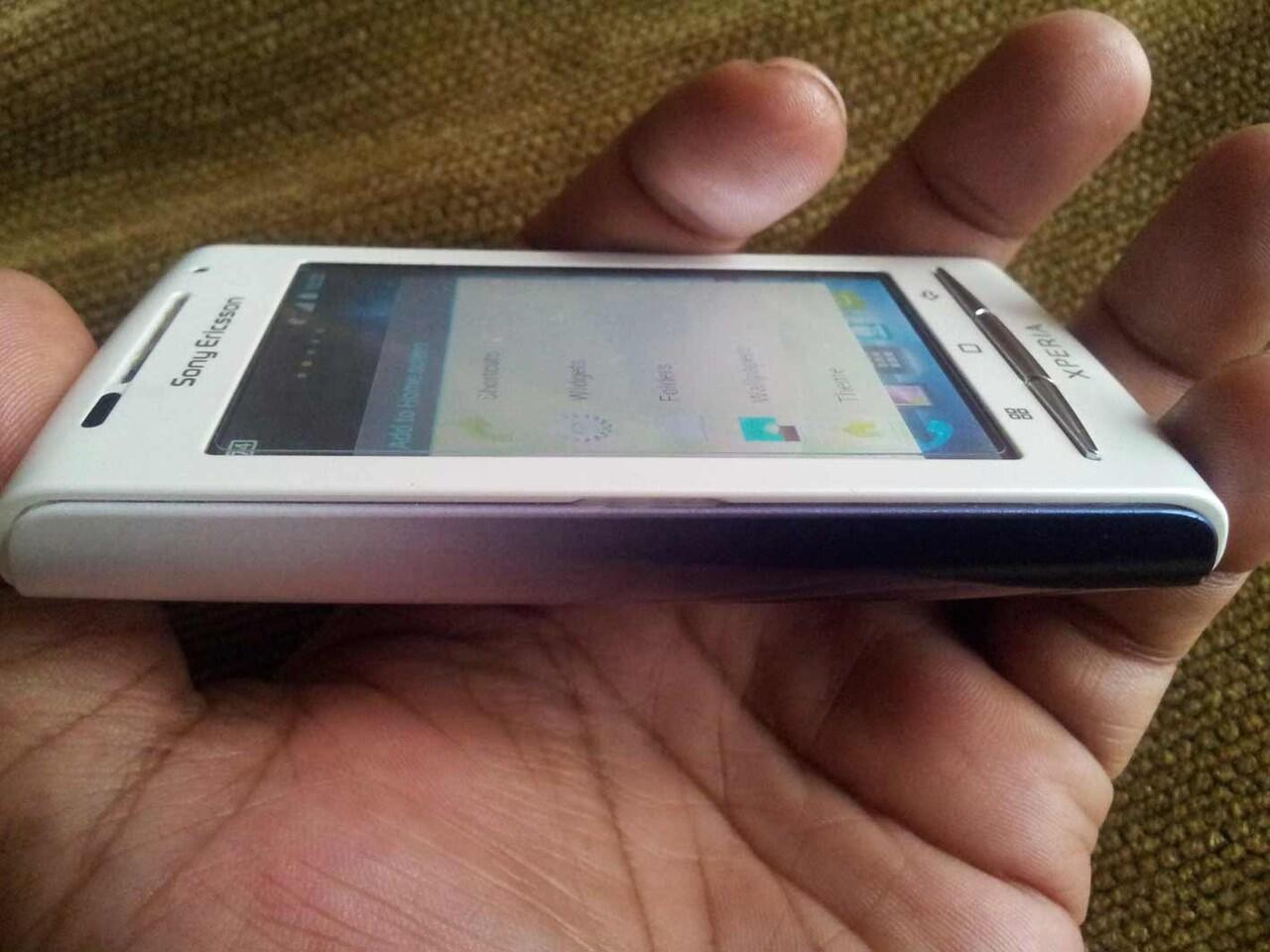 SONY ERICCSON XPERIA X8 WHITE MULUS KOMPLIT