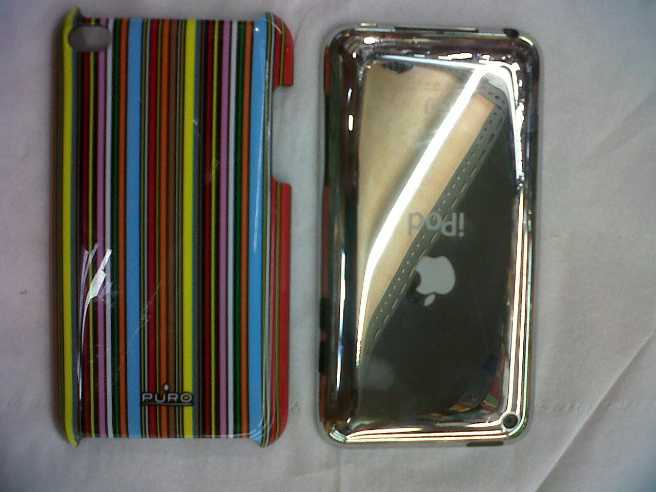 Jual ipod touch 4th 8GB white baru 1 bulan pakai, masi ada garansi, kondisi 98%