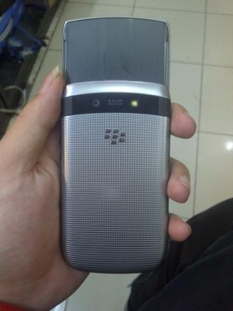 Jual BB torch 2 silver kondisi 97% ex garansi royal
