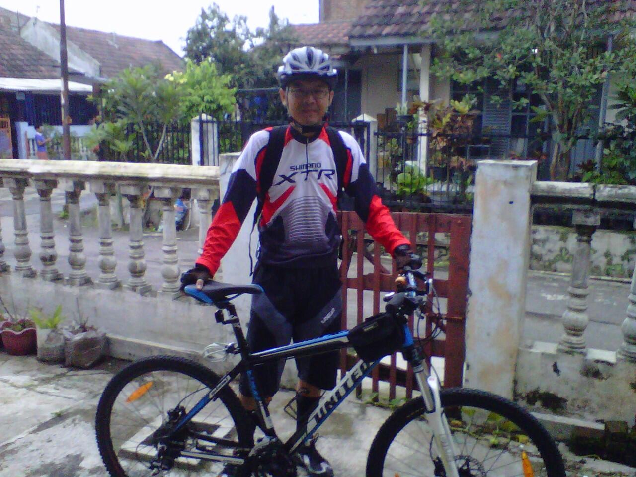 Warung Bandrek Dago, Trek Sepeda Yang Mantap