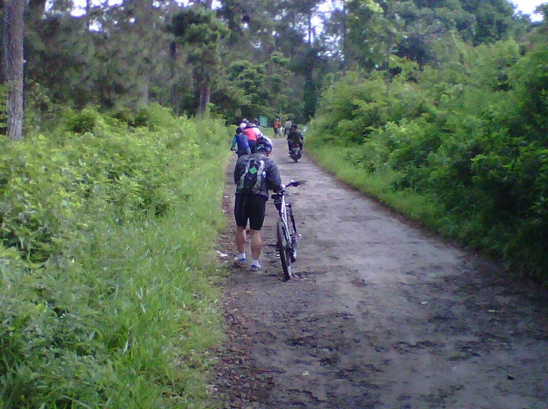 Warung Bandrek Dago, Trek Sepeda Yang Mantap