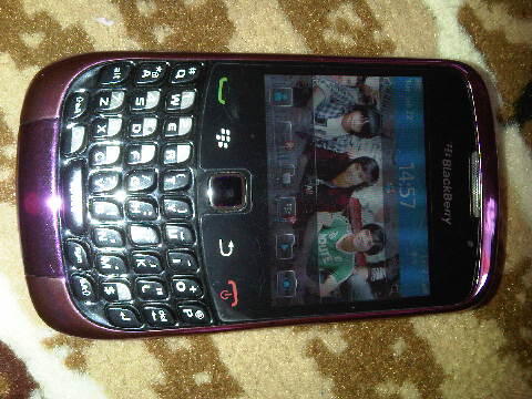 Blackberry CDMA Smartfrend 3G (9330) Bandung