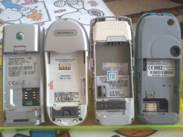 hp jadul sony ericsson T105, siemens MC60, nokia 3610, motorola C300