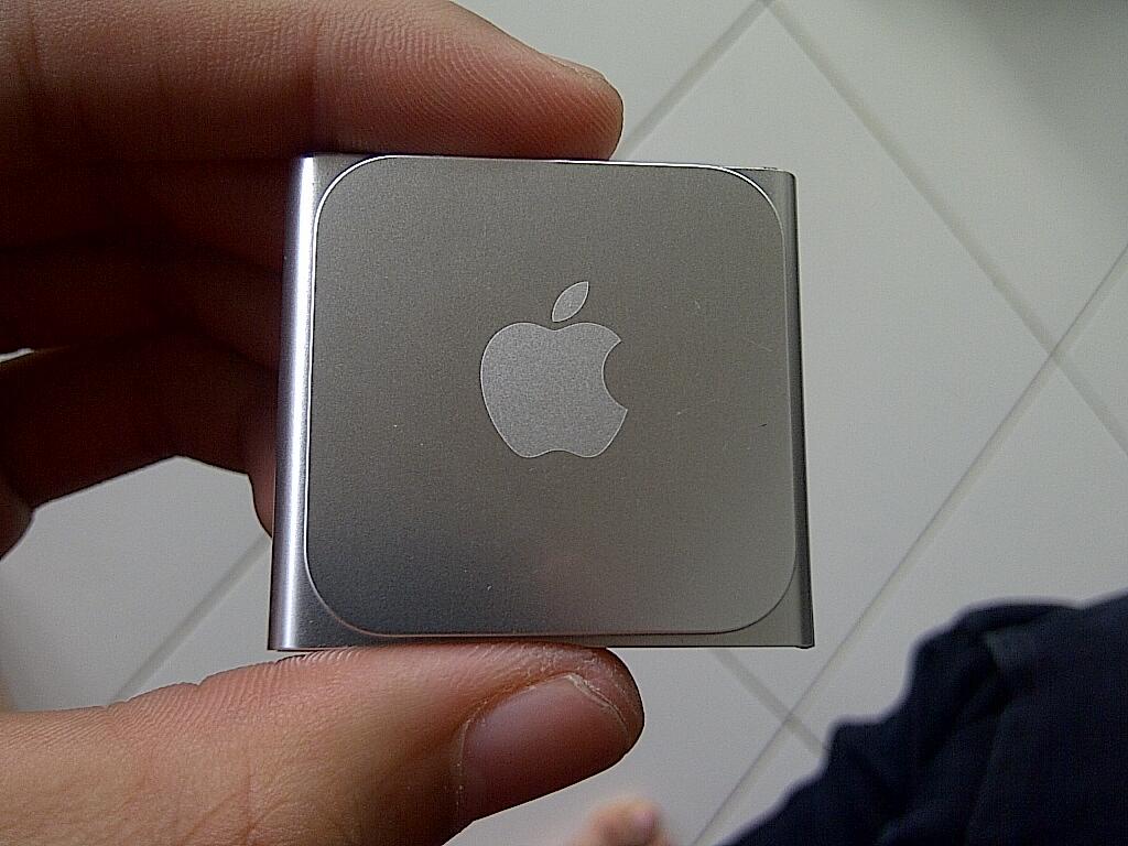 ipod nano 6th gen 8GB Silver