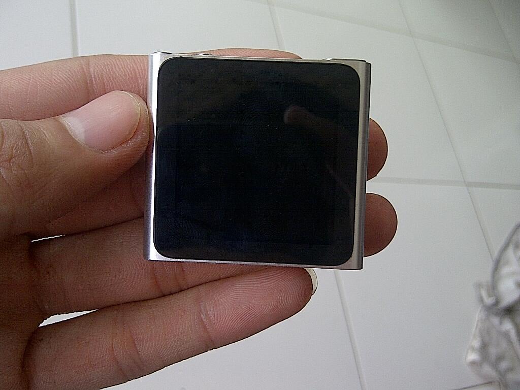 ipod nano 6th gen 8GB Silver
