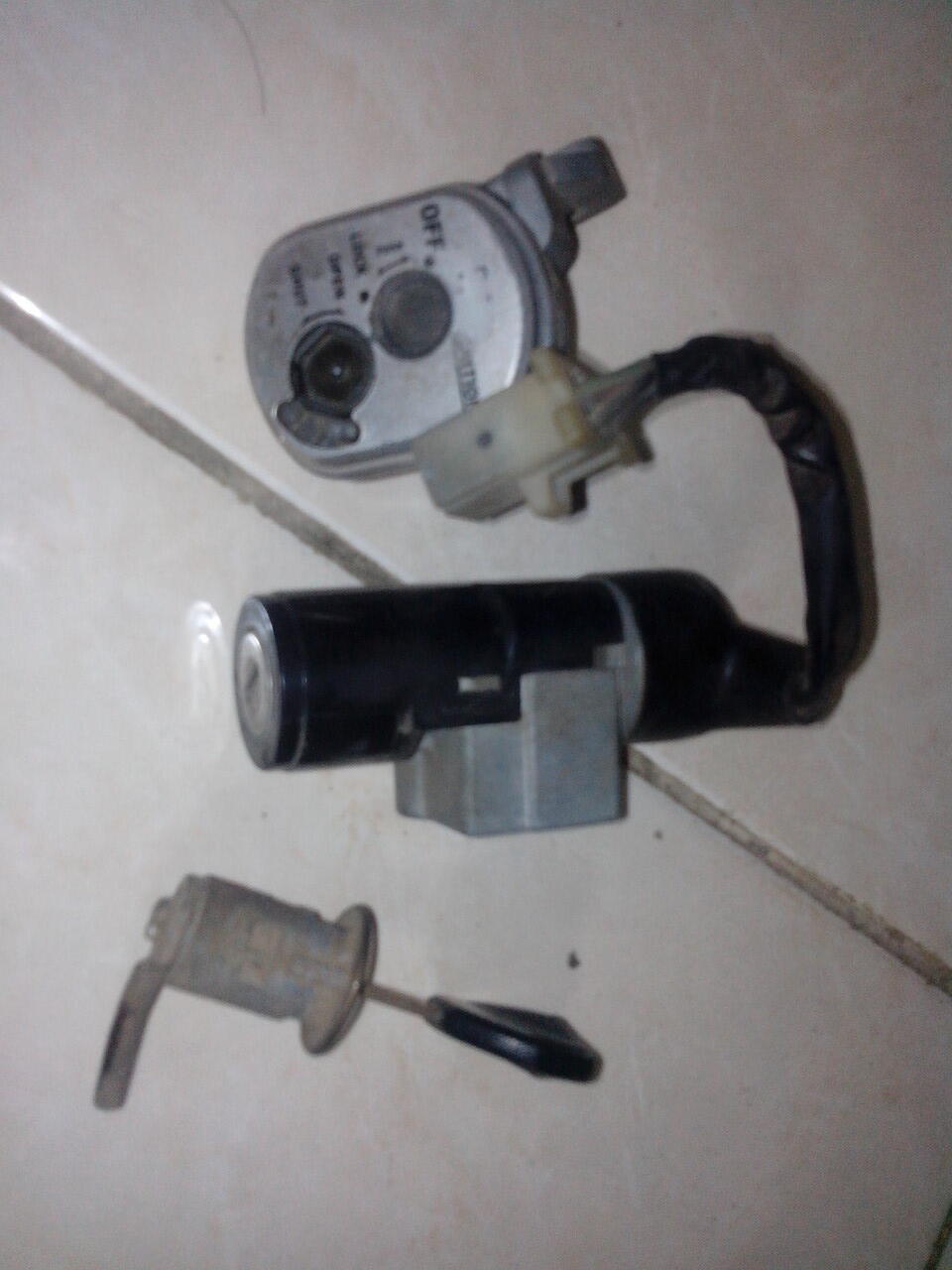 jual new spull legenda/grand,sufit dan kunci kontak depan belakang 2nd
