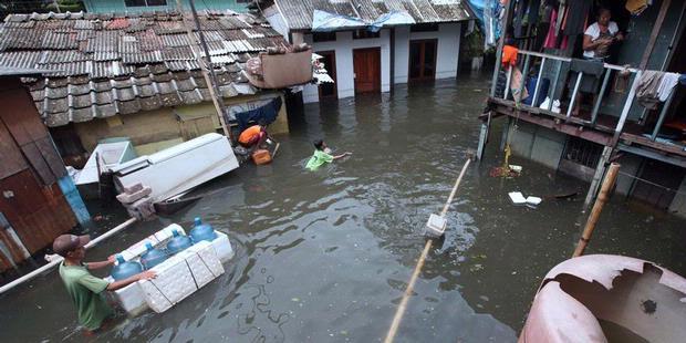 Jokowi Akan Relokasi 17 Ribu KK di Sekitar Waduk Pluit