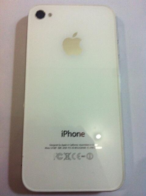 iPhone 4s 32gb White SU uncloked by Gevey MURAH siap pakai