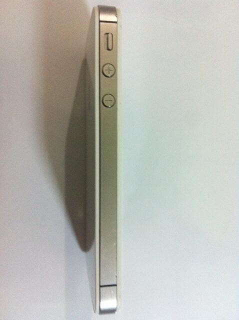 iPhone 4s 32gb White SU uncloked by Gevey MURAH siap pakai