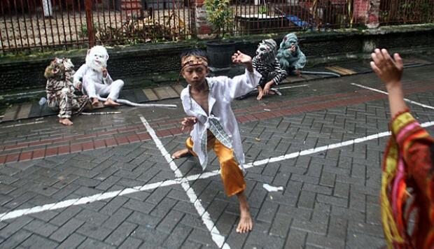 Pencak Macan, Seni Bela Diri Khas Gresik yang Hampir Punah