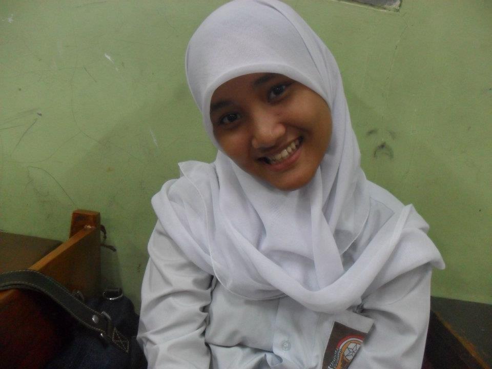 Fatin Shidqia Lubis , anak SMA yang suaranya CETARRRR ....!!!!