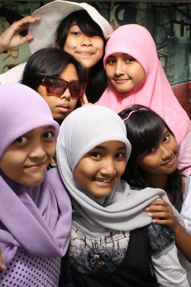 Fatin Shidqia Lubis , anak SMA yang suaranya CETARRRR ....!!!!