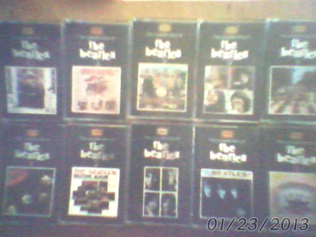 KASET ORIGINAL DAN POSTER LAWAS ARTIST LEGENDA DUNIA