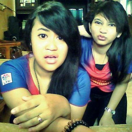 musimnya jersey yang dipakai wanita..