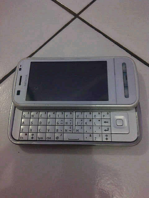 Nokia C6 White murah meriah
