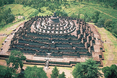 Mengenal Budaya Megalitikum di Indonesia