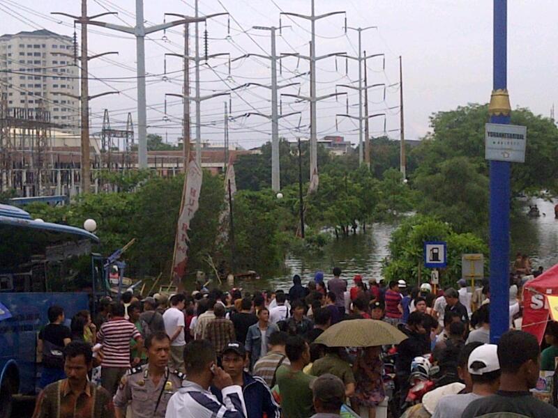 Foto - foto musibah banjir di sekitar pluit