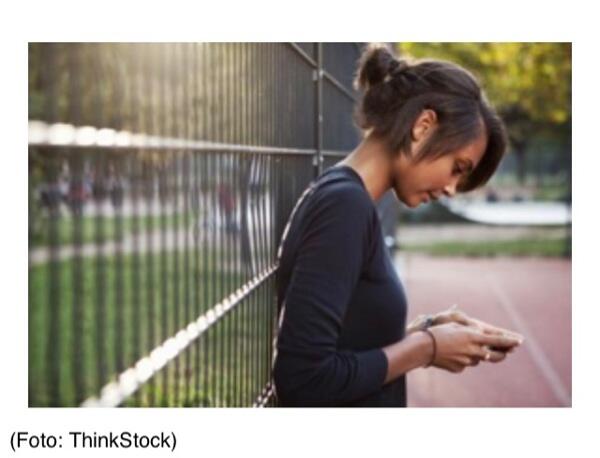 Wanita Lebih Keranjingan Kirim Foto Sensual