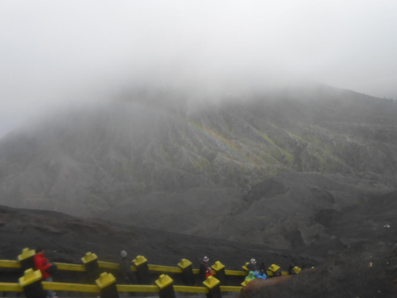pelangi di gunung Bromo