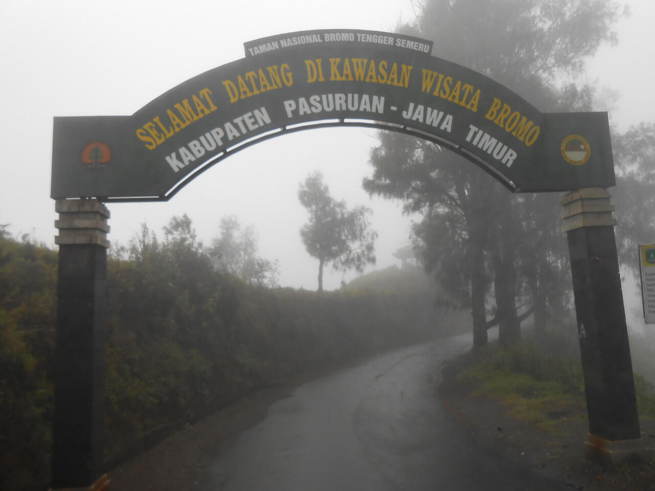 pelangi di gunung Bromo