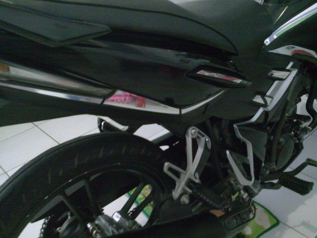 Cari Motor Honda Cs1 2010 Modif Stiker Hitam Krom KASKUS