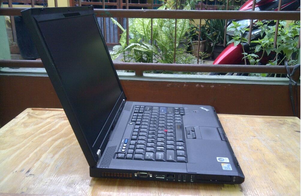 Terjual lenovo thinkpad t500 15in  KASKUS
