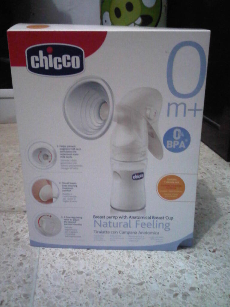 Manual Breast Pump with Anatomical Cup - CHICCO