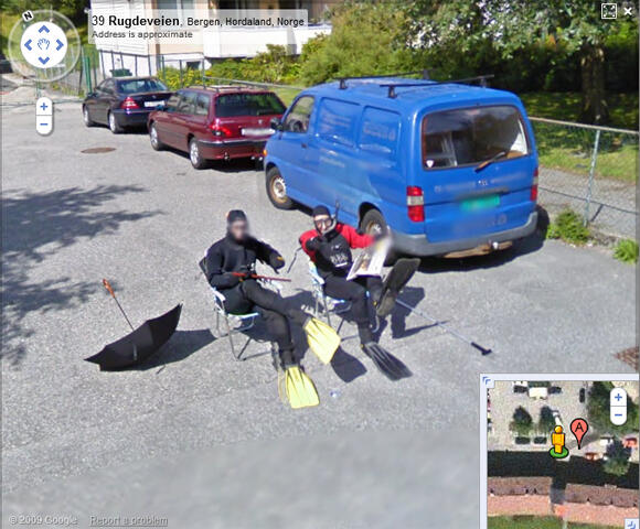 Penampakan Aneh Di Google StreeT View Gan !!