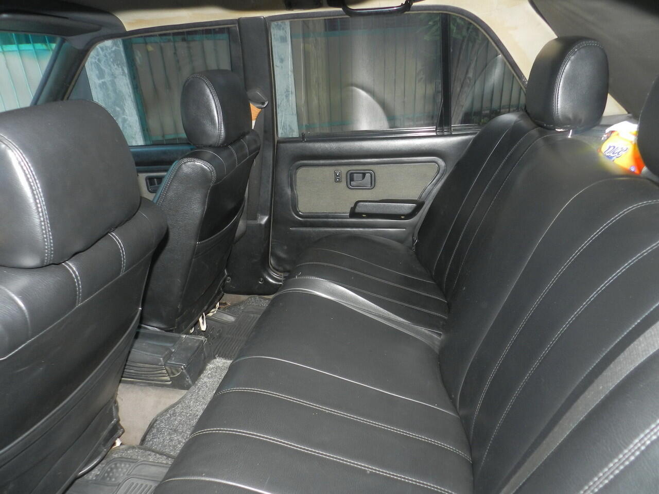 BMW 318i M40 E30 TAHUN 1990