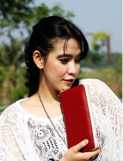 Dompet cewe cantik banyak warna... murah . bandung