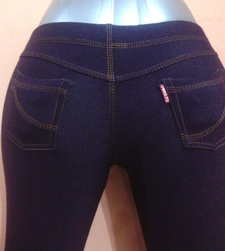 CELANA LEGGING MODEL LEVIS/JEANS
