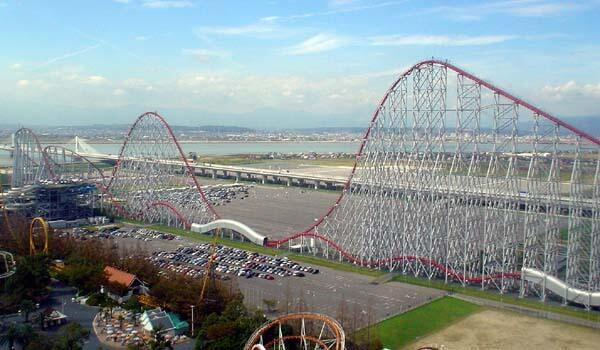 Ini dia Roller Coaster Terpanjang di Dunia