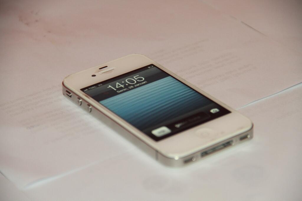 iphone 4 surabaya